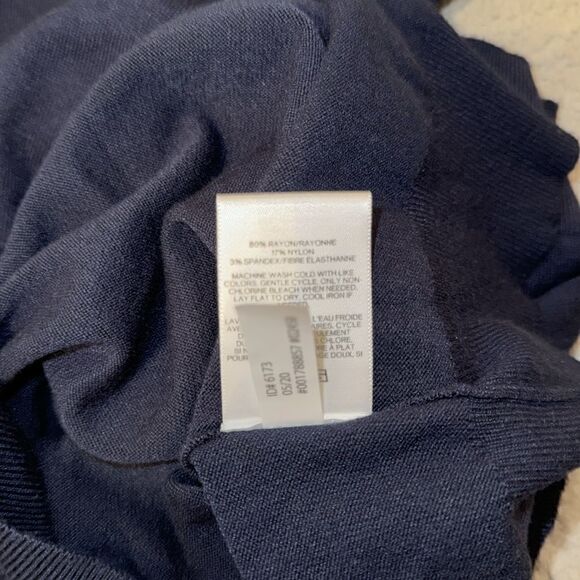 EXPRESS Men’s Sweater - Picture 8 of 8